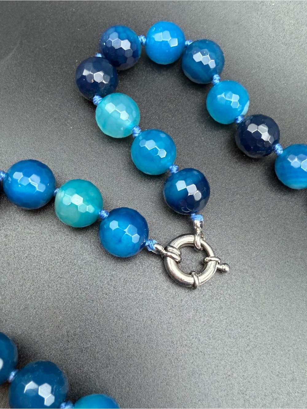 Gorgeous!!! Statement necklace Heavy #K82 Blue Agate or Glass ? Flower accent - Picture 10 of 16
